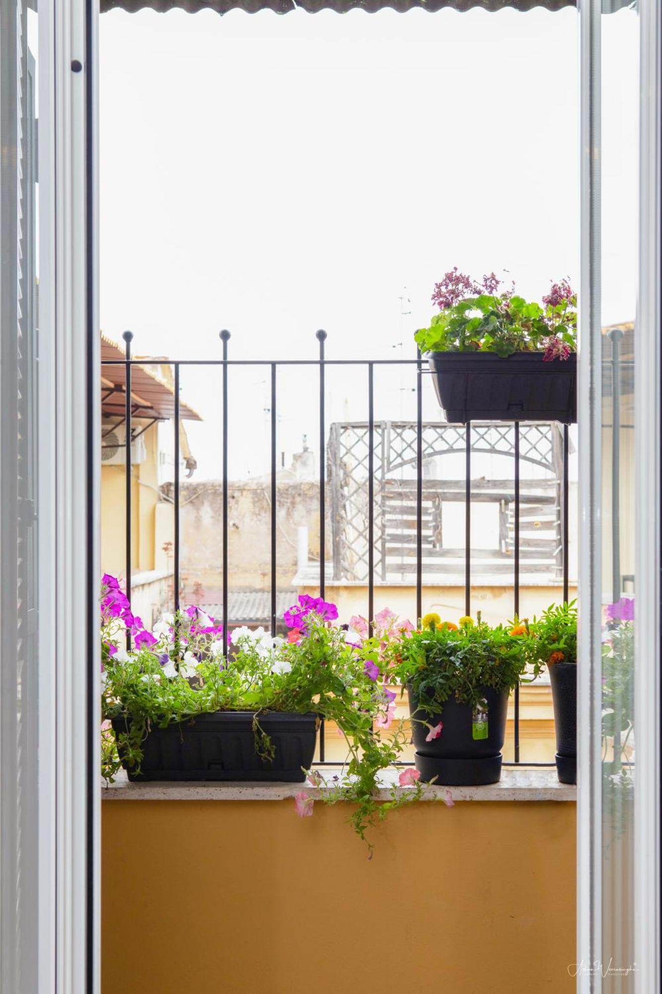 Magikrooms Topaz Rome Exterior photo