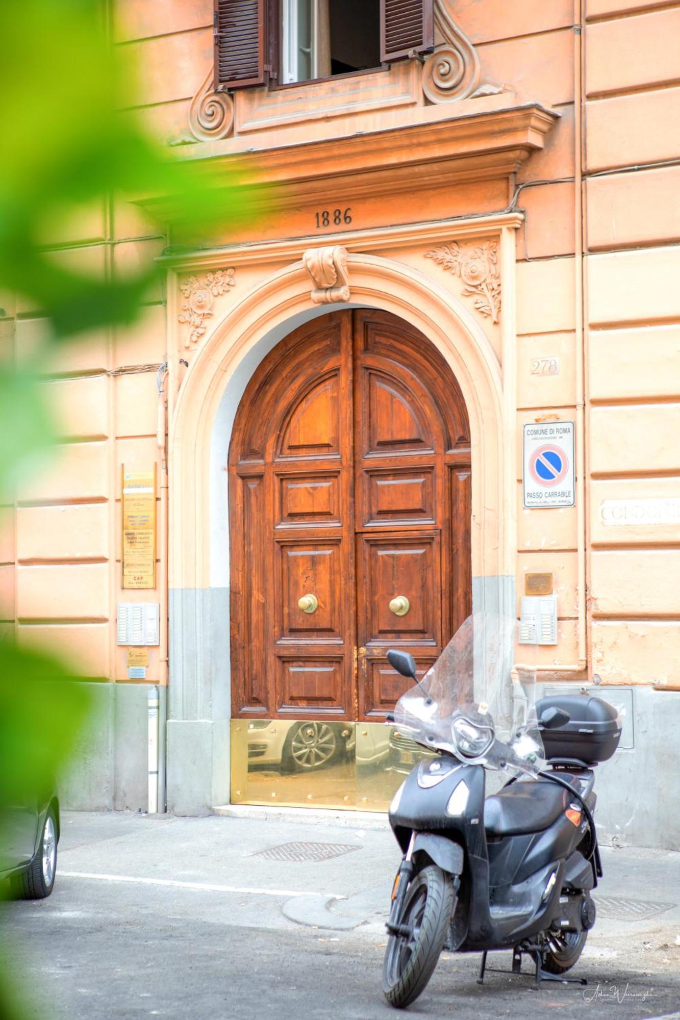 Magikrooms Topaz Rome Exterior photo